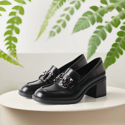 Elevate Your Everyday Style with TMA EYES’ Chunky Heel Loafers: Perfect for the Urban Chic Woman