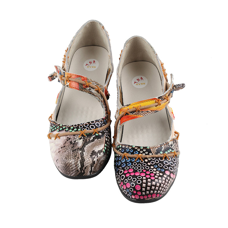 TMA EYES Stylish Color-Block Flat Sandals with Random Prints and Buckle