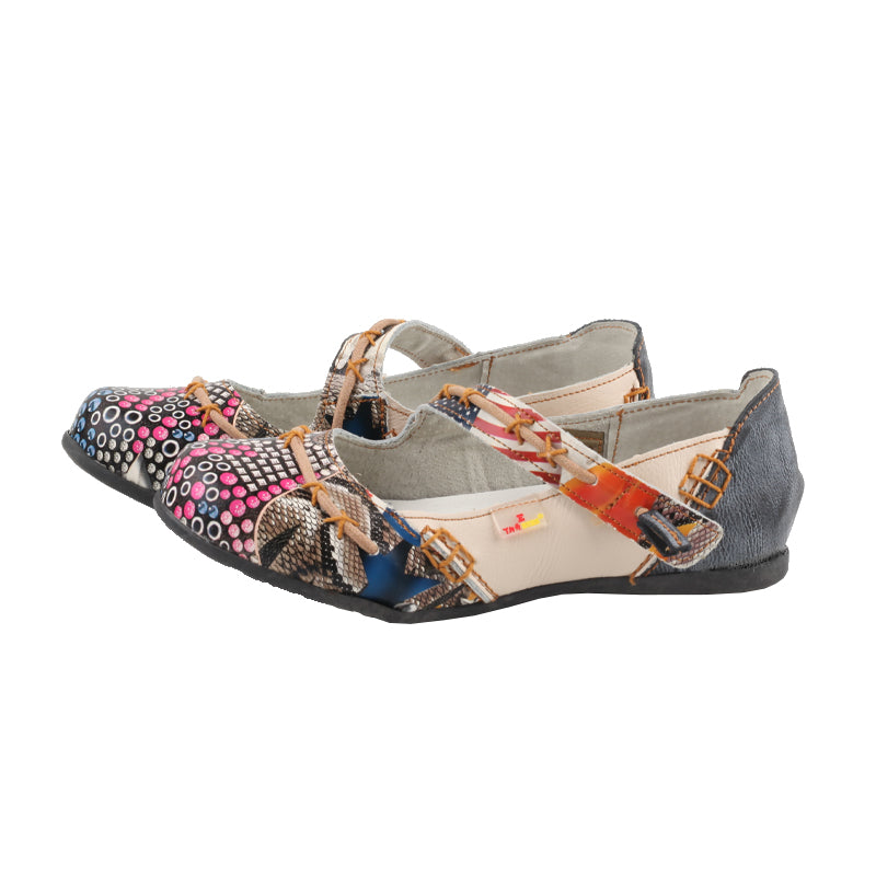 TMA EYES Stylish Color-Block Flat Sandals with Random Prints and Buckle